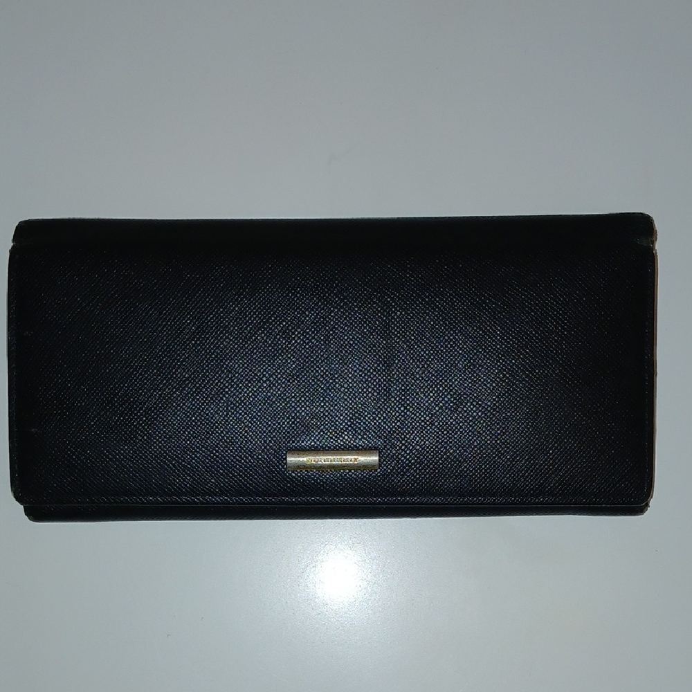 Burberry Wallet Includes C O A